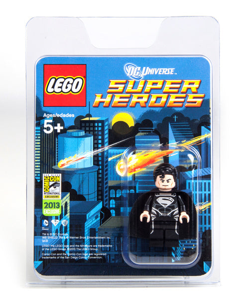 Superman in Black Costume - San Diego Comic-Con 2013, sh0137