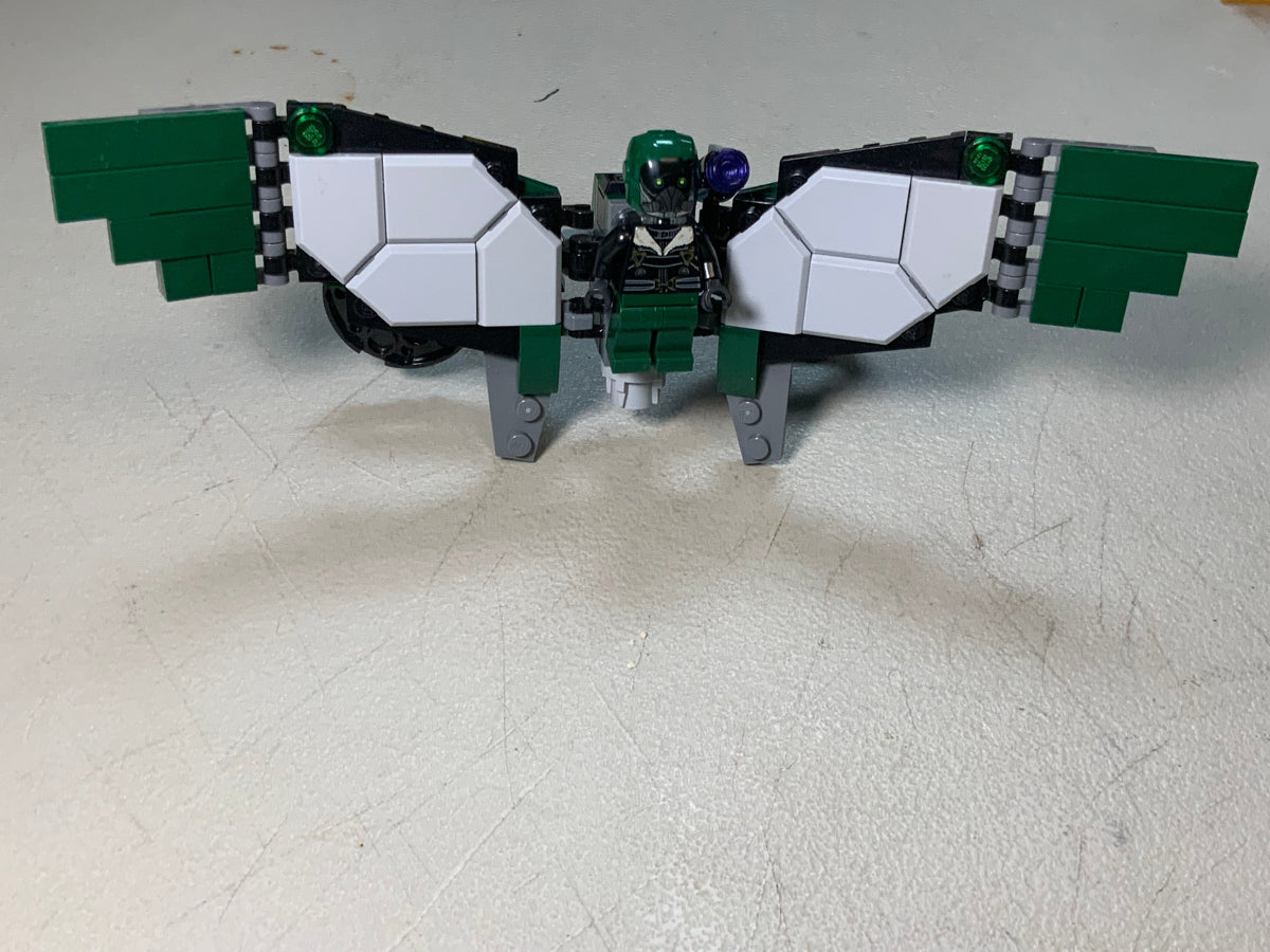 Vulture (with wings), sh0403