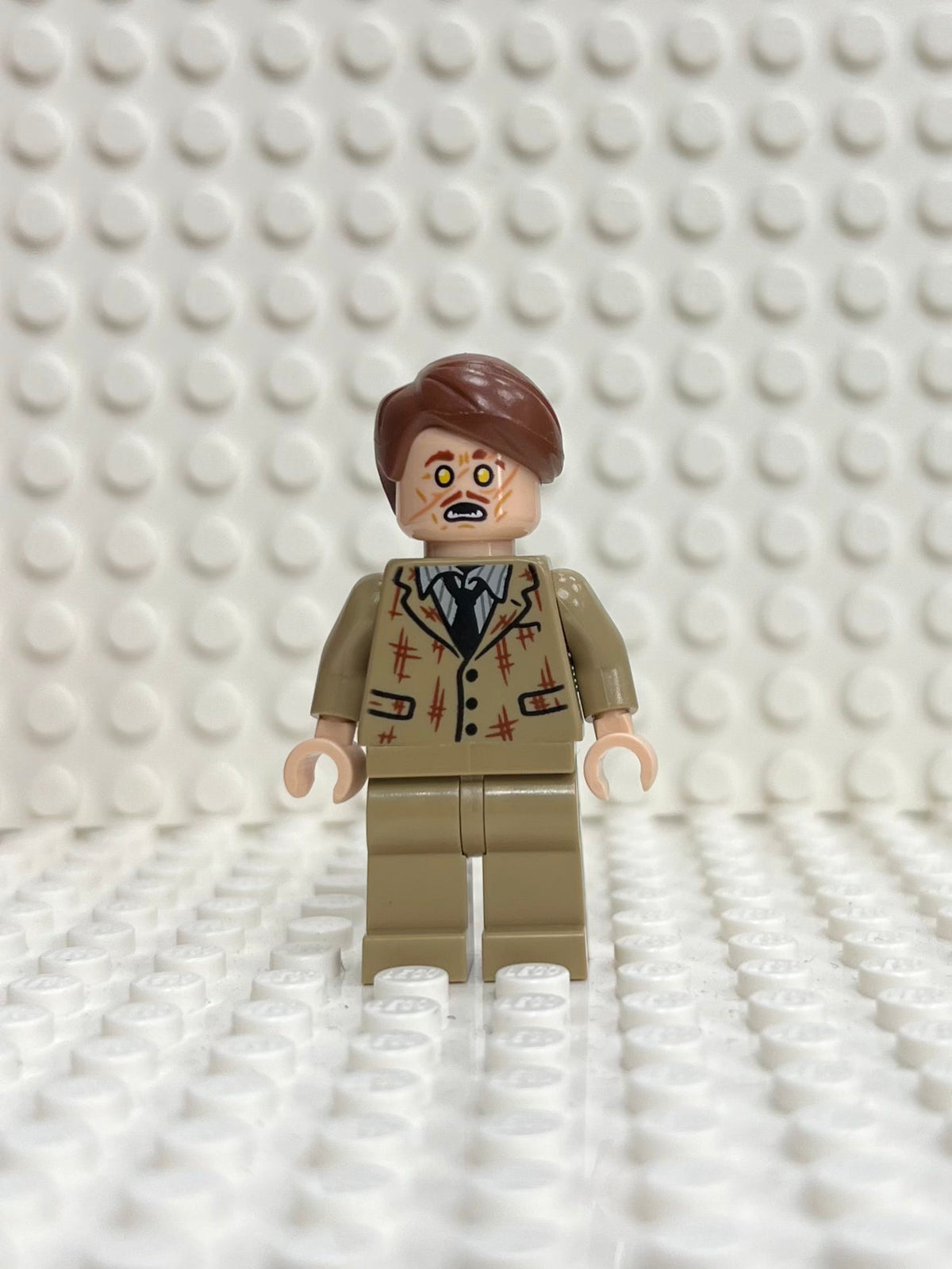 Professor Remus Lupin - Dark Tan Suit, Tattered, hp367