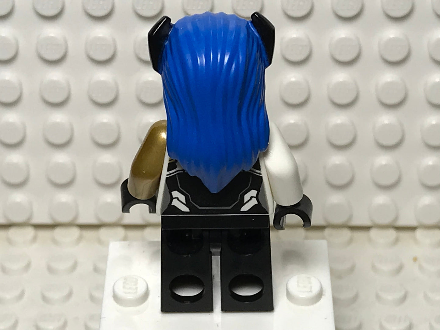 Proxima Midnight, sh0500