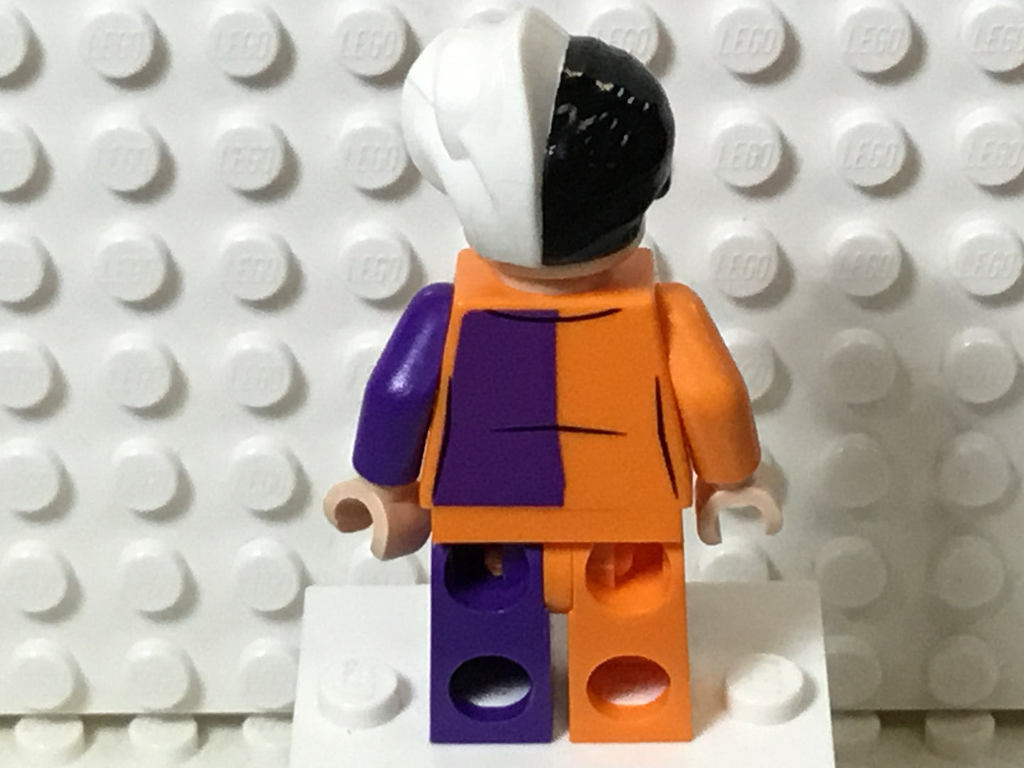 Two-Face, sh0007 - LEGO® DC Minifigure