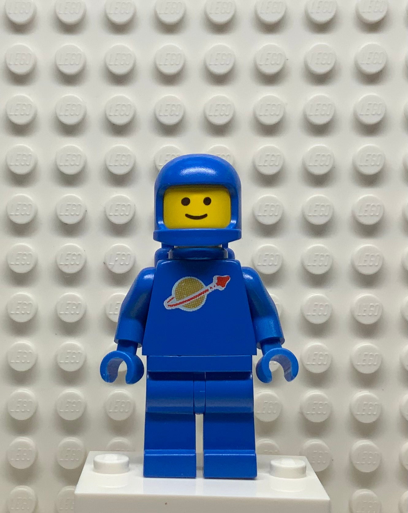 Classic Space-Blue with Air Tanks, sp004