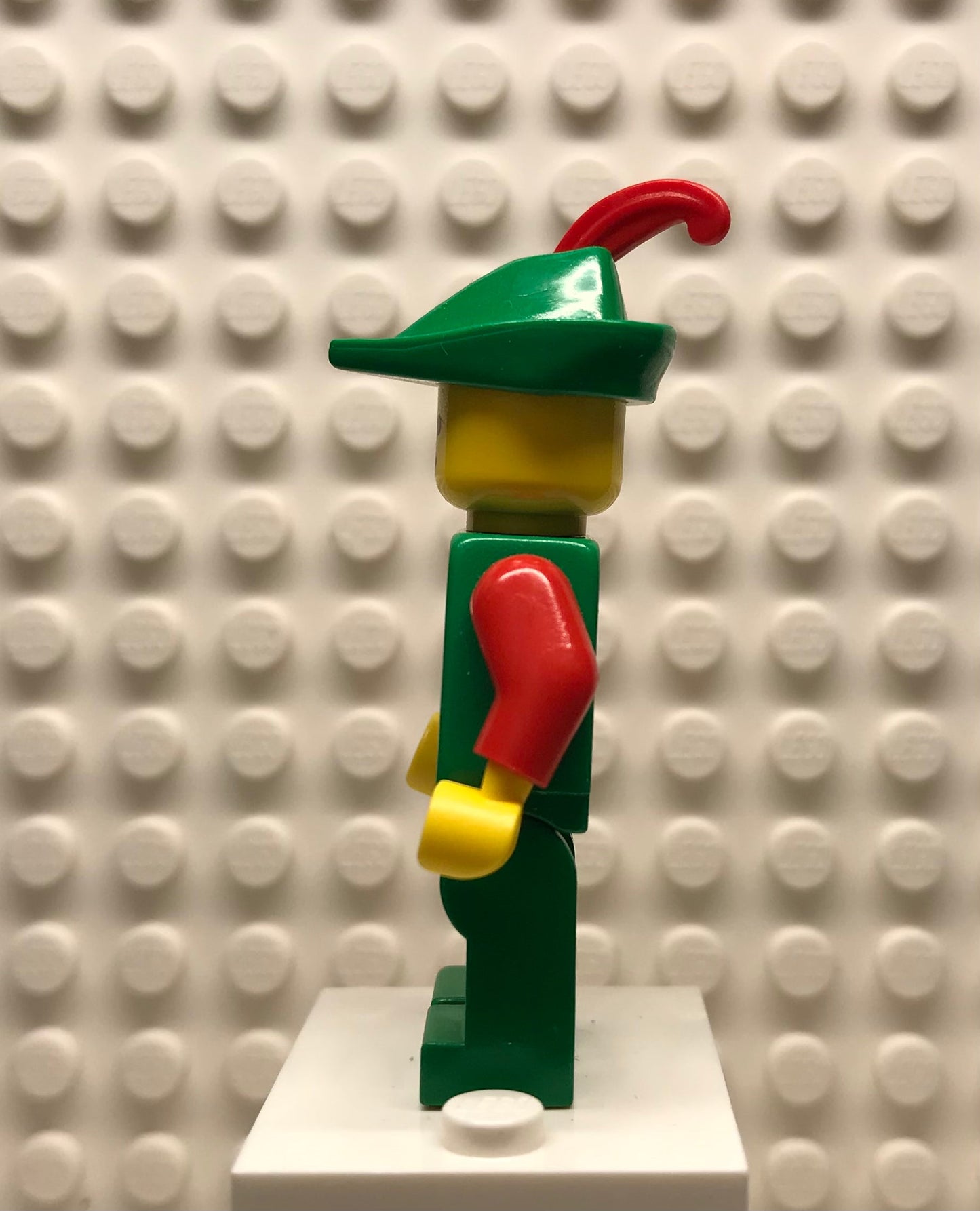 Forestman, Red, Green Hat, Red Feather, cas137
