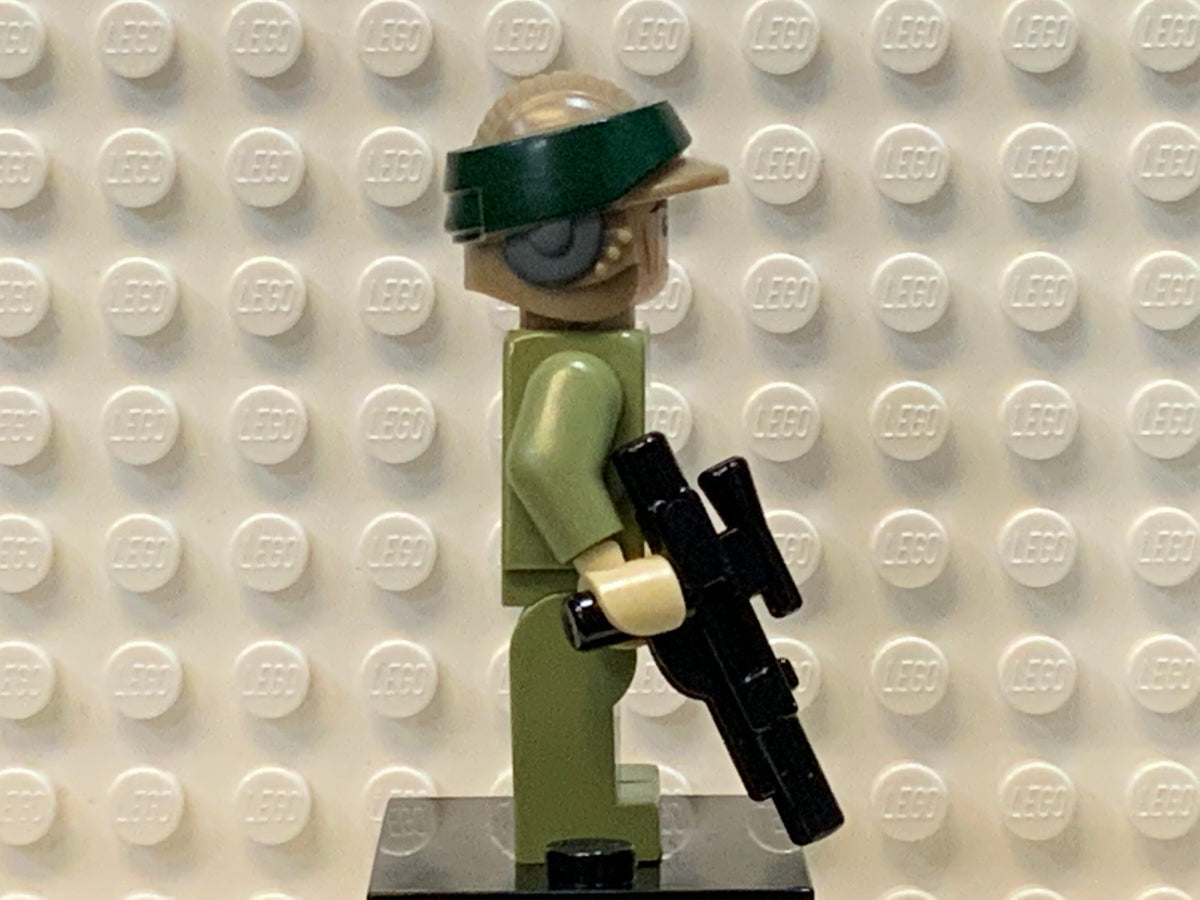 Endor Rebel Trooper 1, sw0645