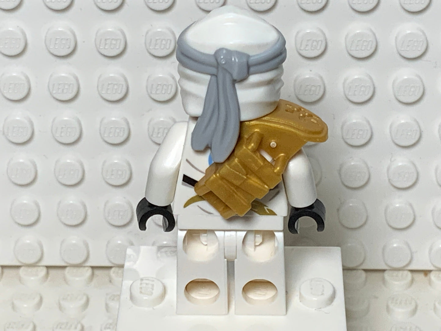 Zane, Legacy, Shoulder Pad, Flat Silver Head, njo0670 - LEGO® Ninjago Minifigure