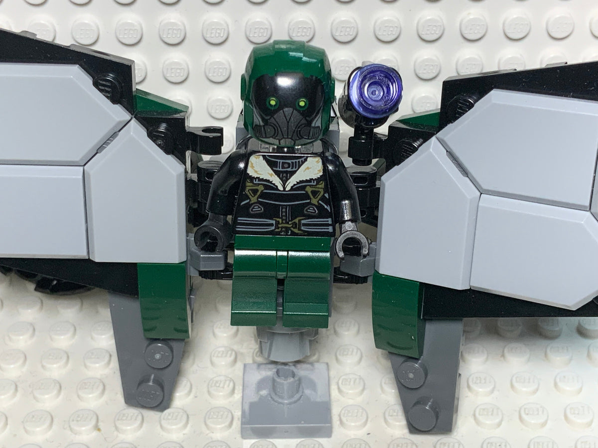 Vulture (with wings), sh0403