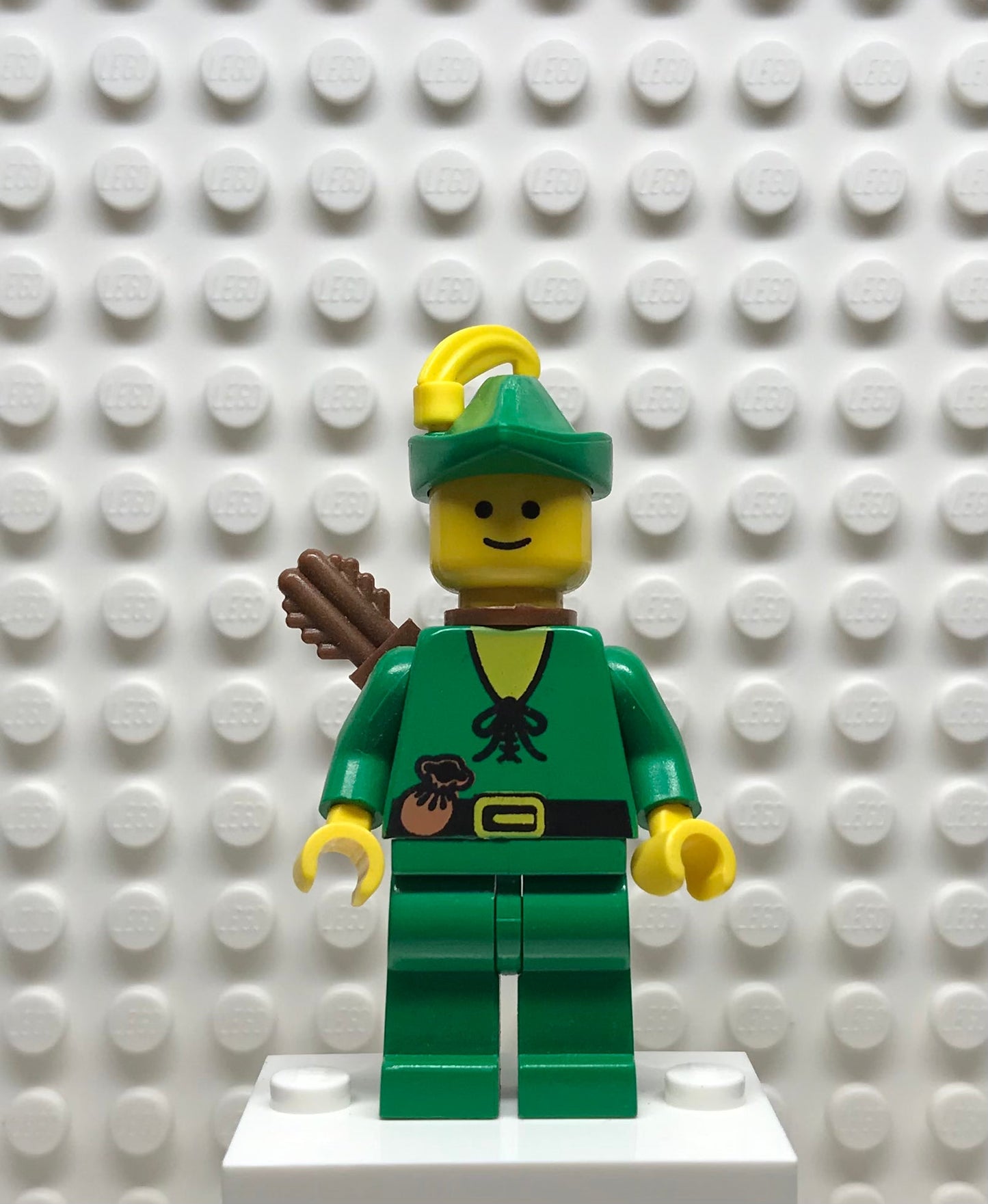 Forestman, Pouch, Green Hat, Yellow Feather, Quiver, cas123a