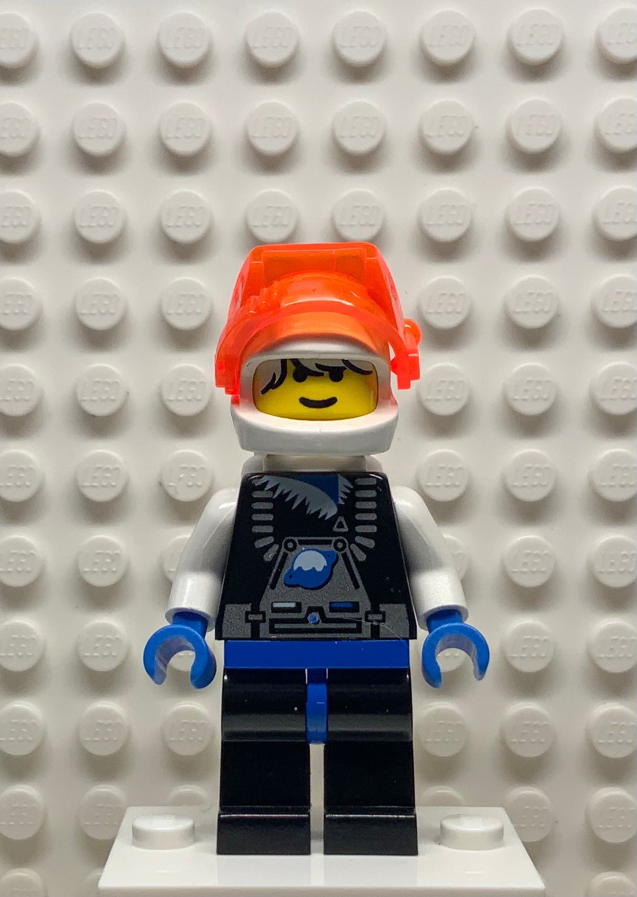 Ice Planet Astronaut-Male, sp018