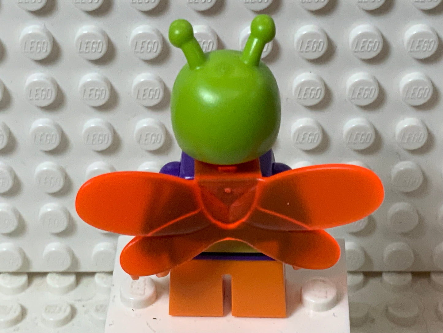 Killer Moth, sh0357 - LEGO® DC Minifigure