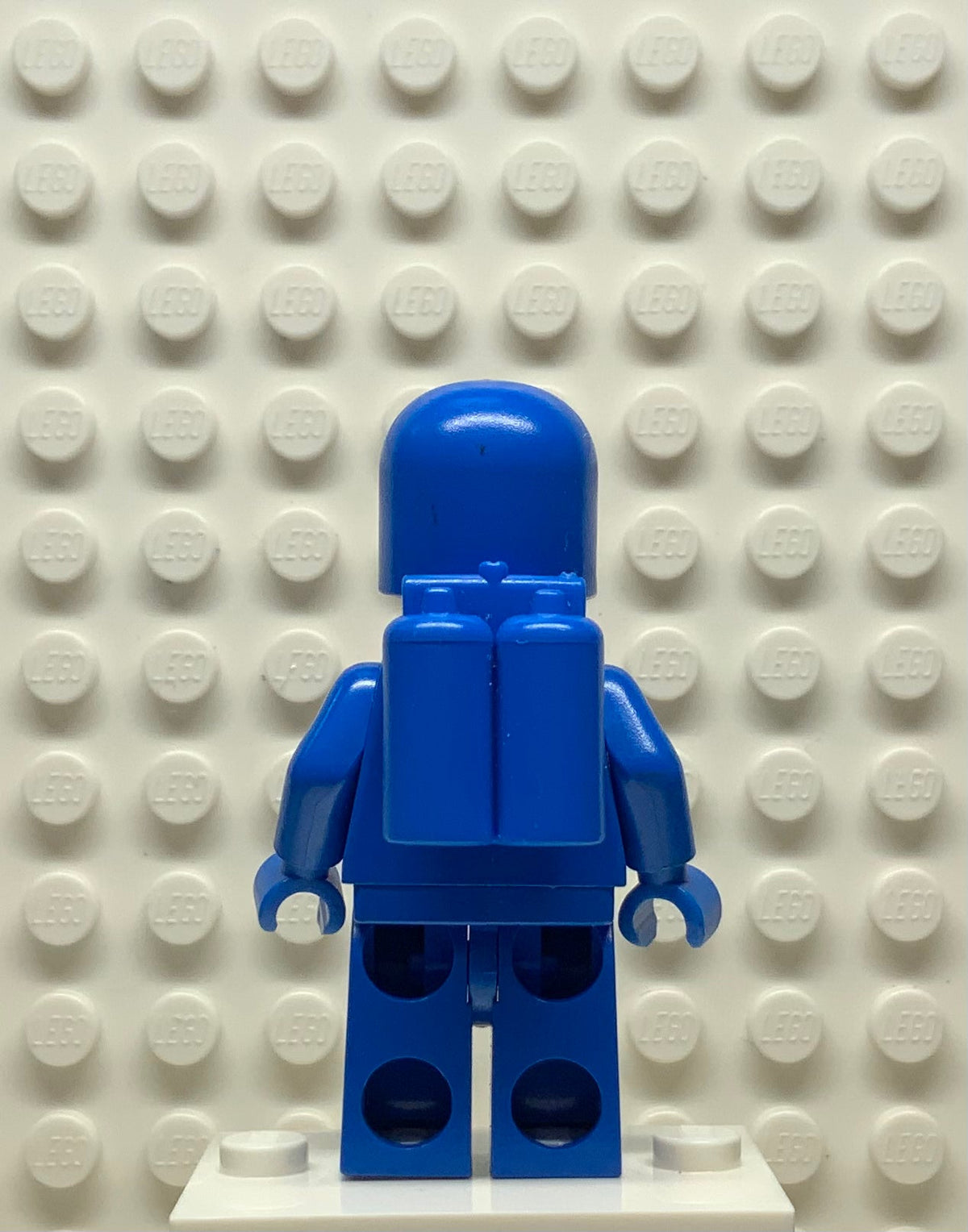 Classic Space-Blue with Air Tanks, sp004
