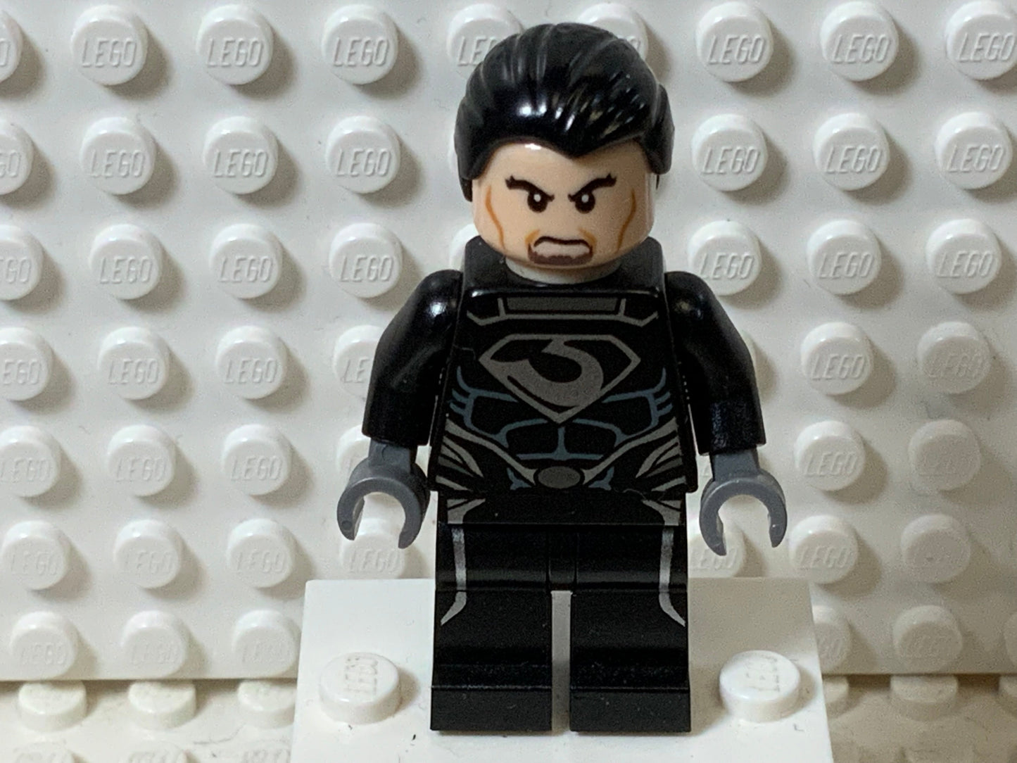 General Zod, sh0078 - LEGO® DC Minifigure