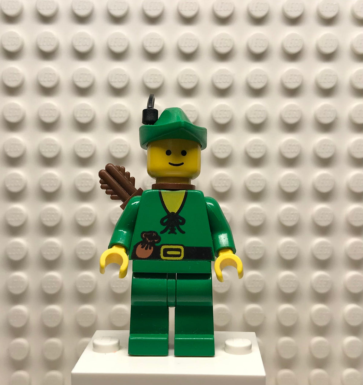 Forestman, Pouch, Green Hat, Black Feather, Quiver, cas240a