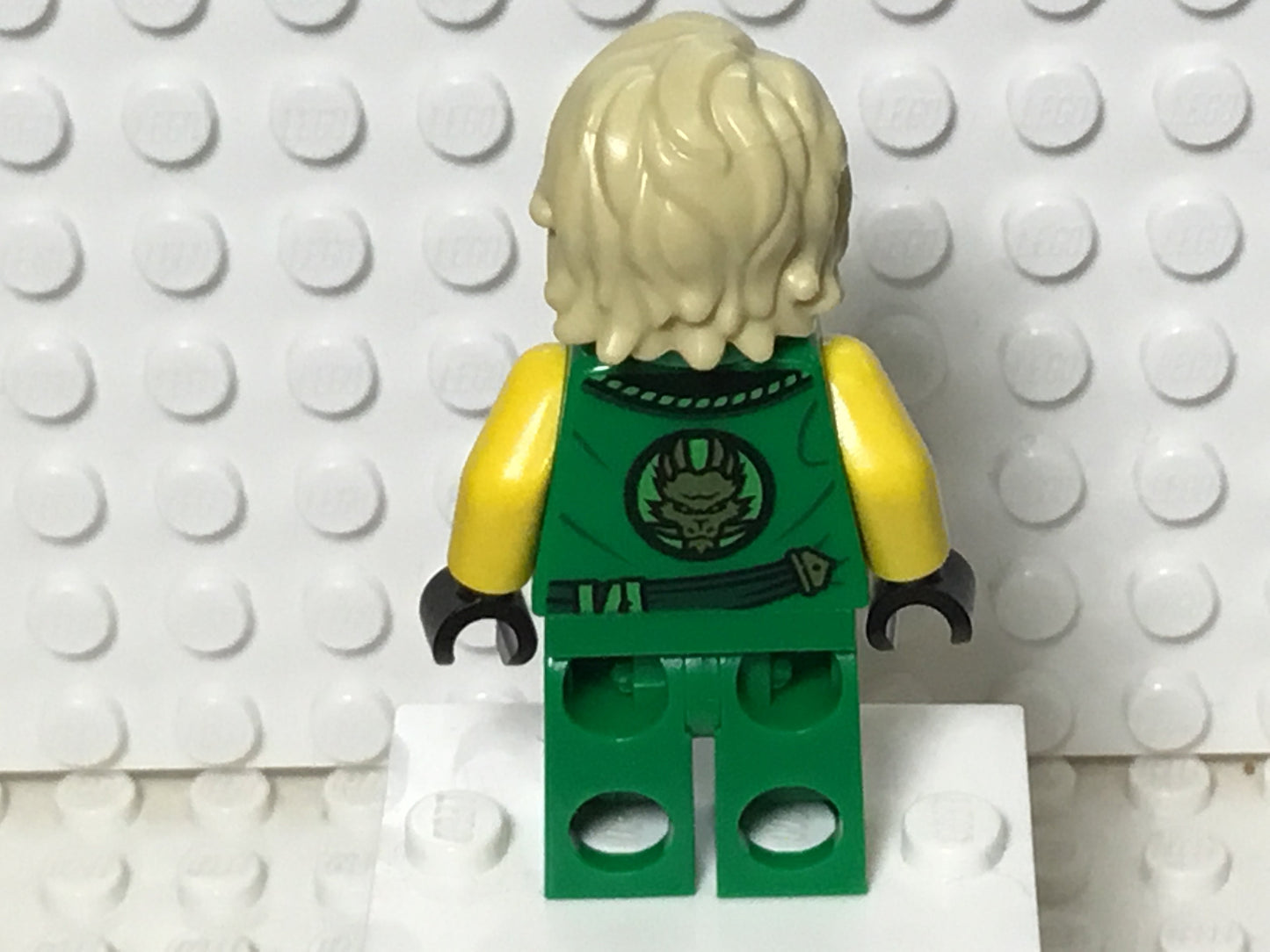 Lloyd - Legacy, Rebooted, Ninjago Logogram 'MANTER' on Torso, njo0574 - LEGO® Ninjago Minifigure