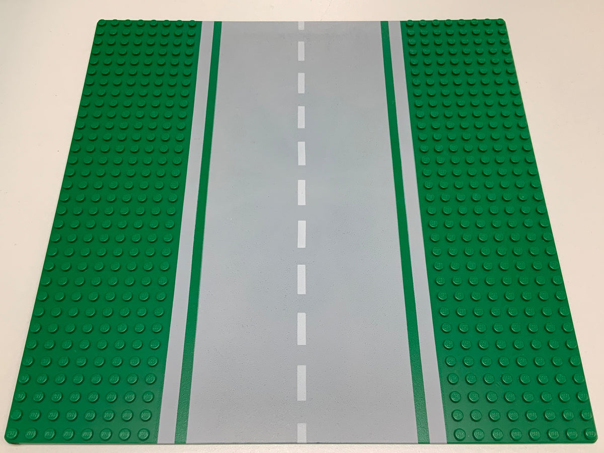 32x32 Road Baseplate 8-Stud Straight with Road Pattern, Part# 30279pb02