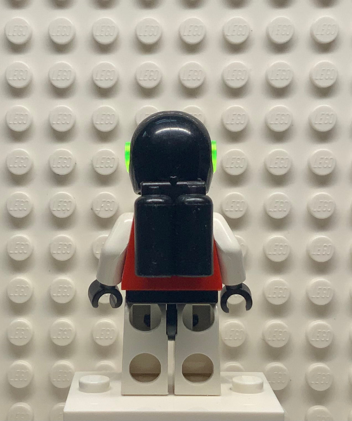 M-Tron with Airtanks, sp033