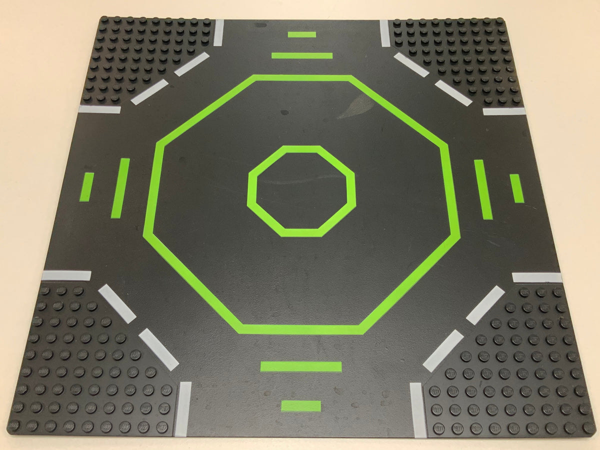 32x32 Road Baseplate 9-Stud Landing Pad with Green Octagon Pattern, Part# 6099p02