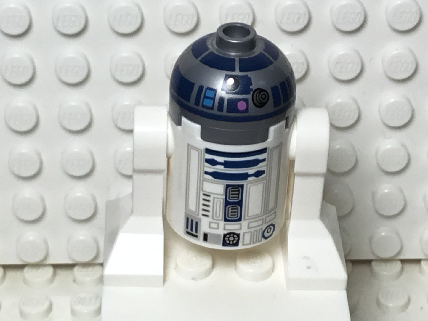 Astromech Droid, R2-D2, Flat Silver Head, Dark Pink Dots and Large Receptor, sw1085, LEGO® Star Wars Minifigure
