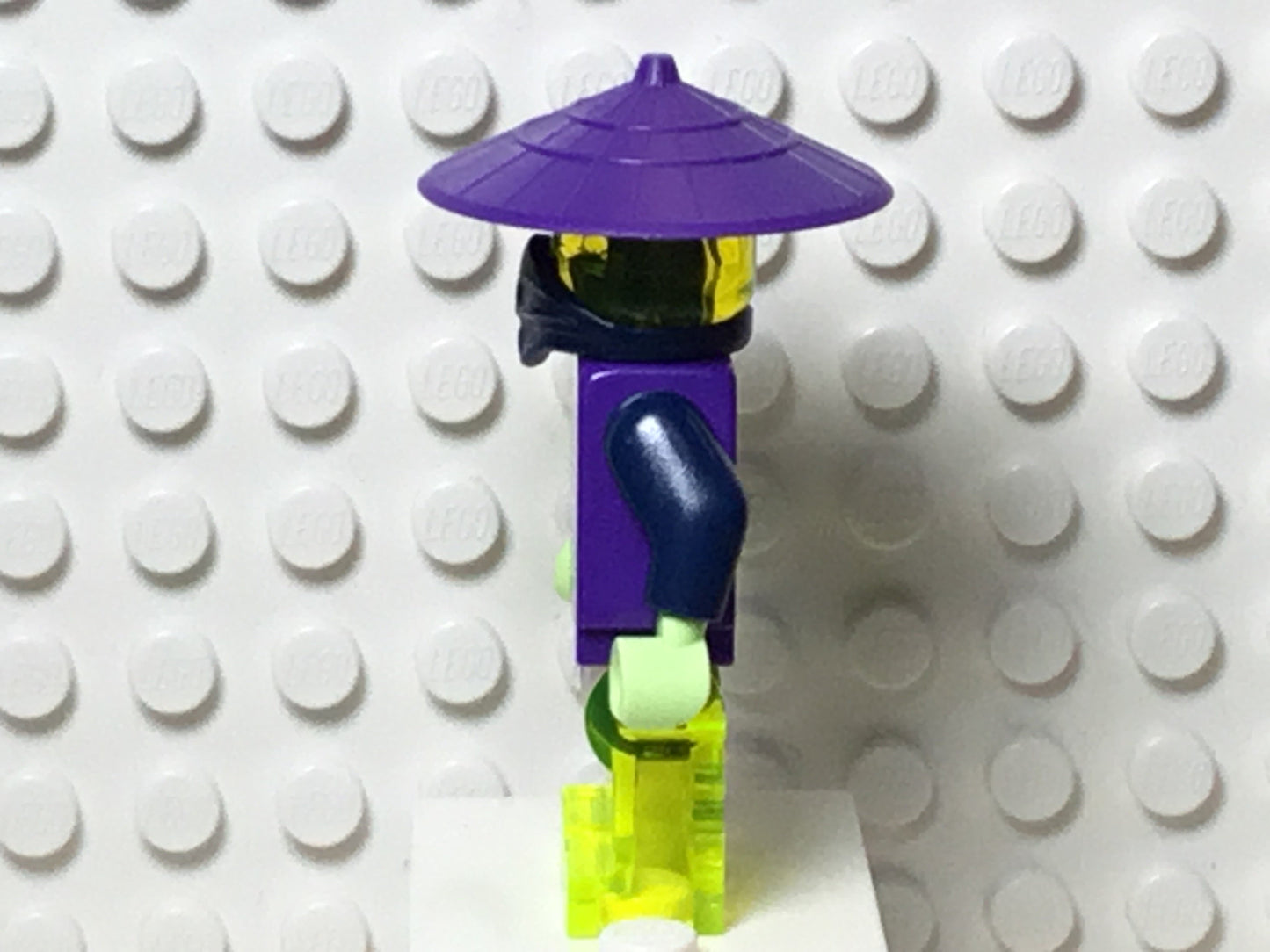 Ghost Warrior Cowler / Pyrrhus / Cyrus, njo0141 - LEGO® Ninjago Minifigure