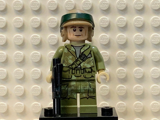 Endor Rebel Trooper 1, sw0645