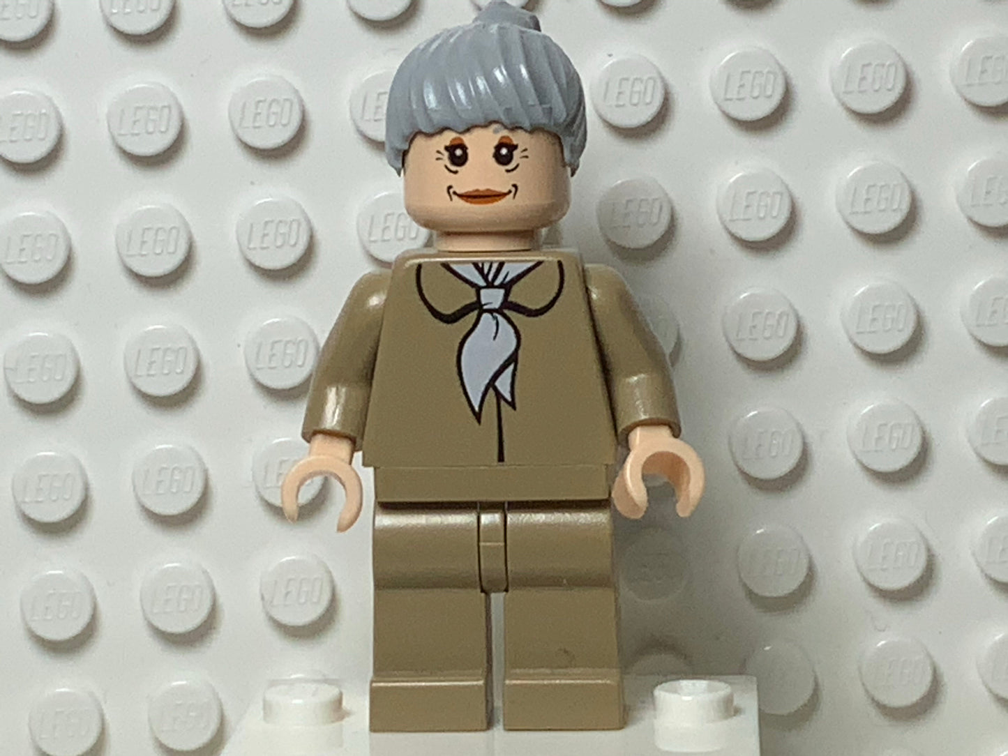 Aunt May, spd024