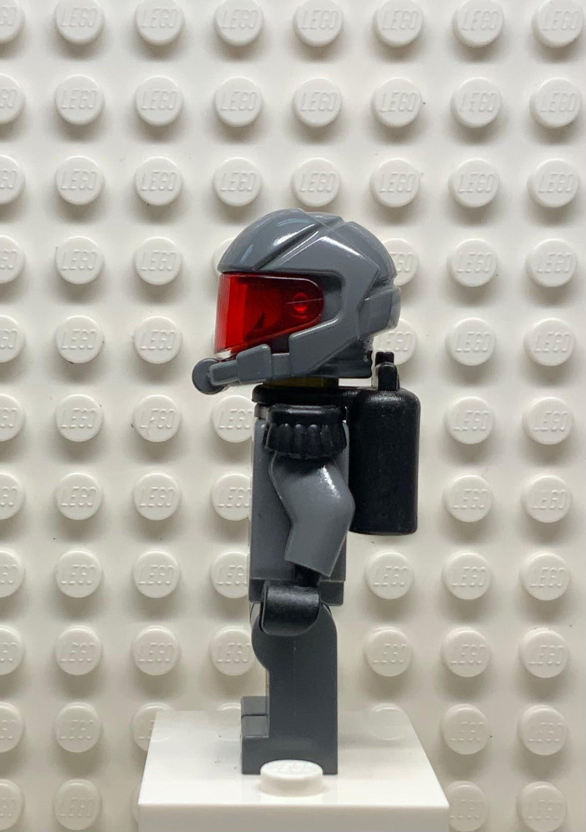 Space Police III Officer 12, Air Tanks, Chief, sp116