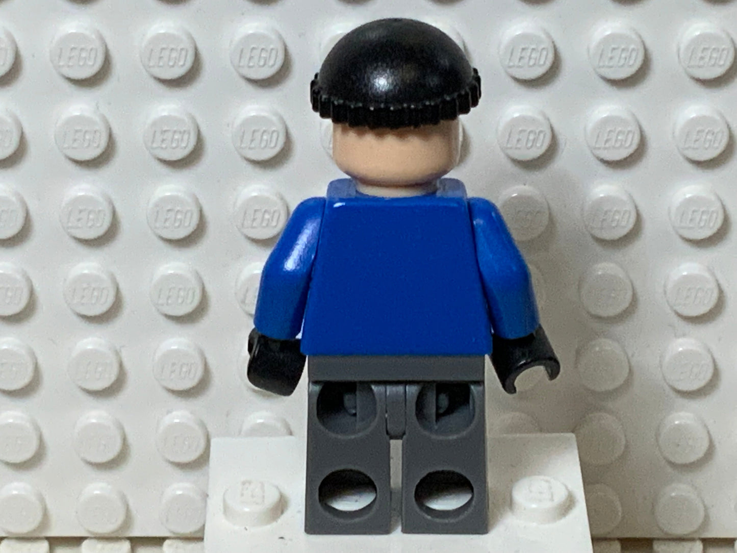 Mr. Freeze's Henchman, bat012 - LEGO® Batman Minifigure