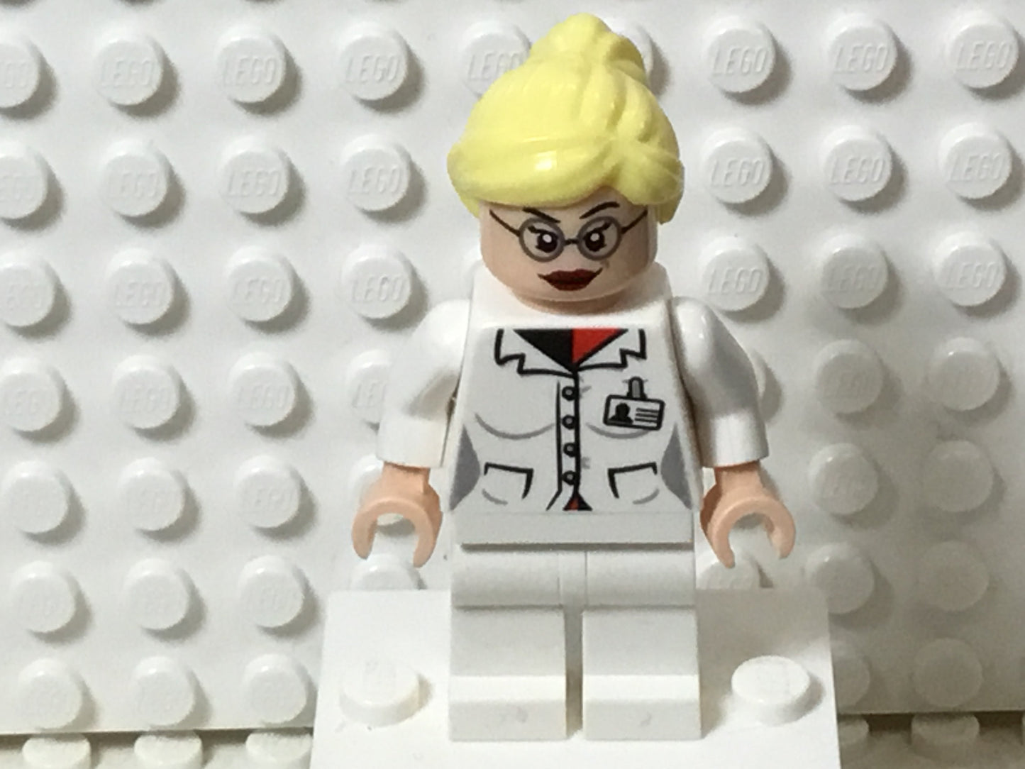 Dr. Harleen Quinzel, sh0057 - LEGO® DC Super Heroes Minifigure