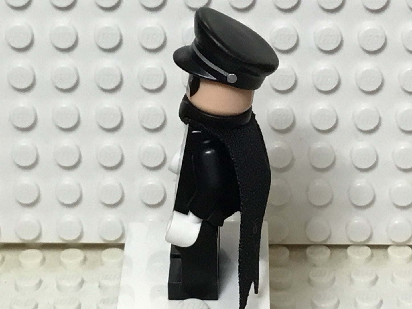 Alfred Pennyworth, sh0424