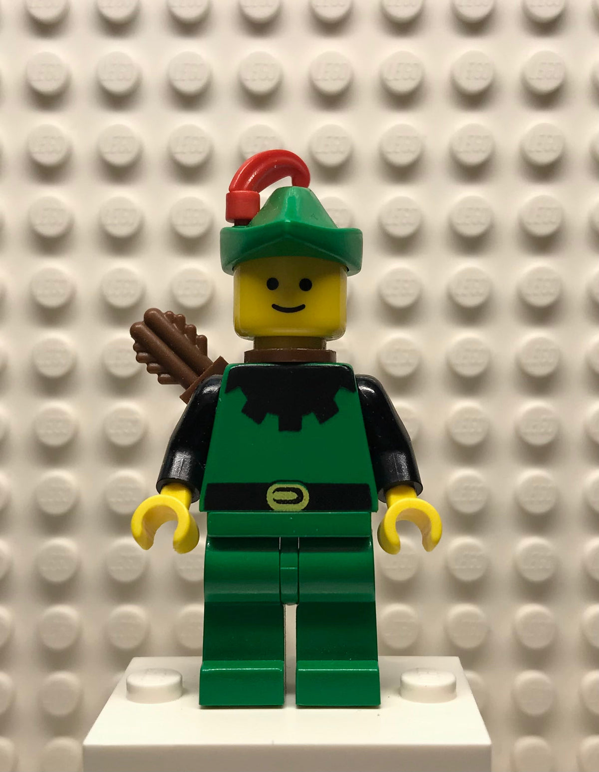 Forestman, Black, Green Hat, Red Feather, Quiver, cas321