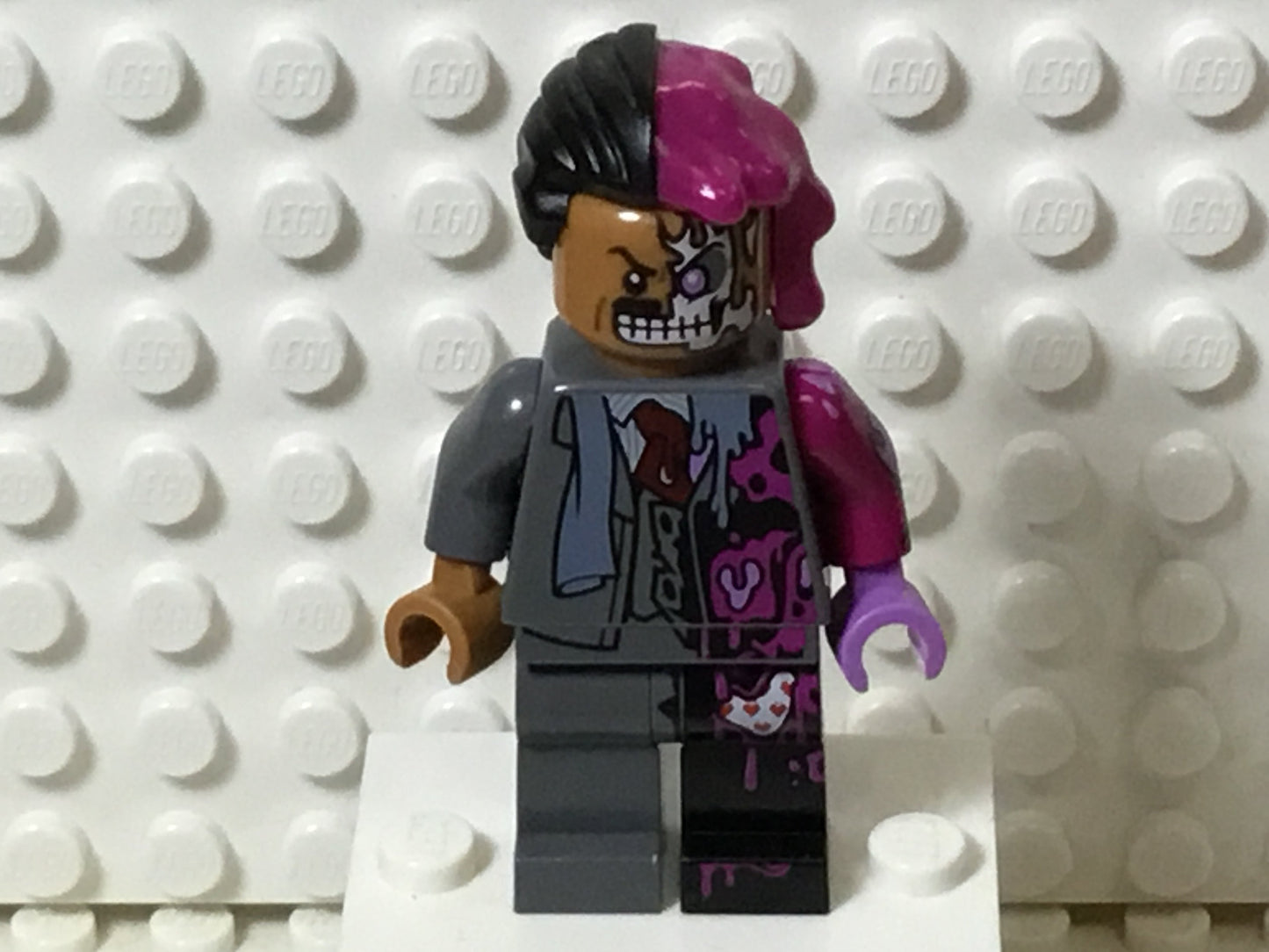 Two-Face, sh0395 - LEGO® DC Minifigure