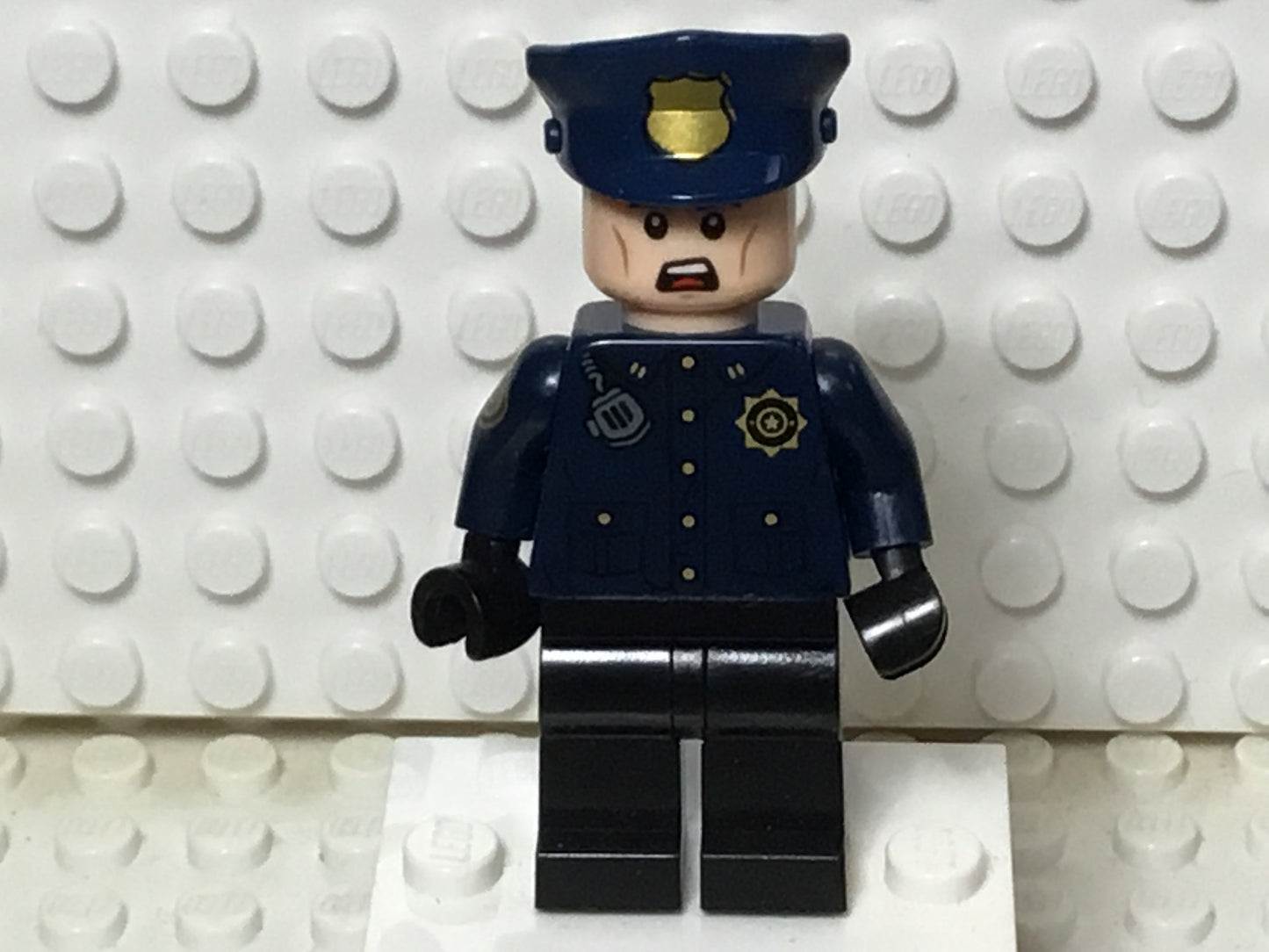 GCPD Officer, sh0347
