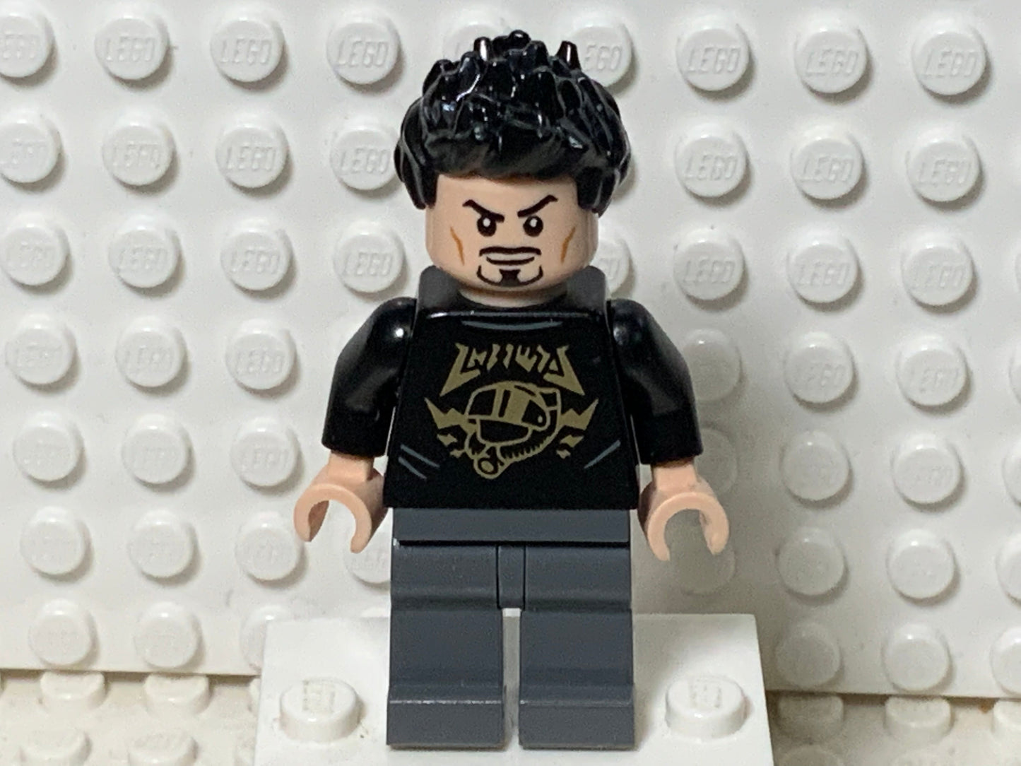 Tony Stark, sh0747
