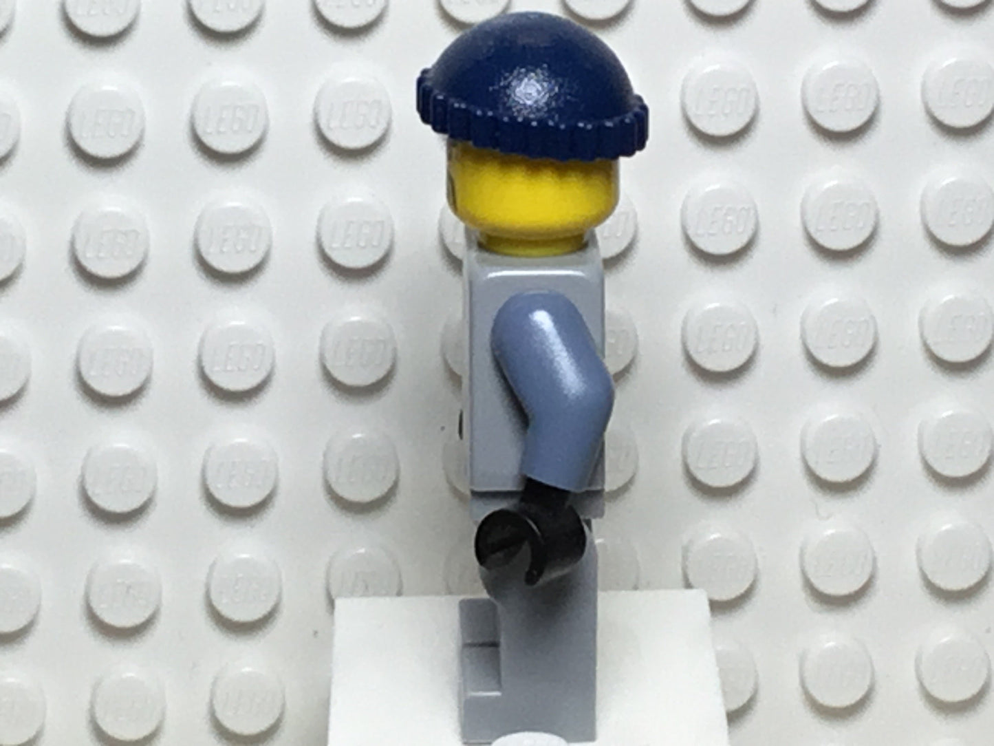 Mike the Spike, njo0379