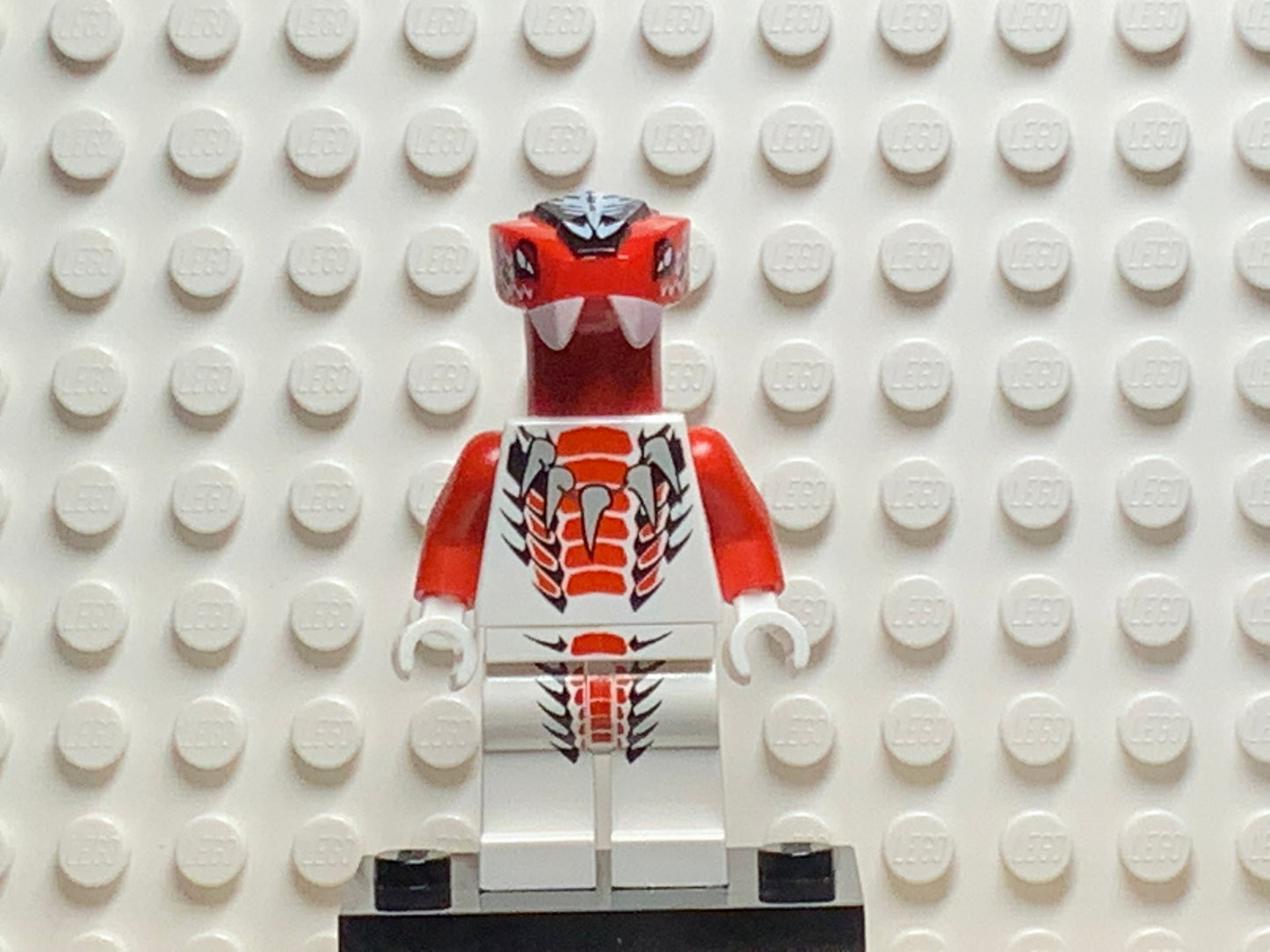Fang-Suei, njo0036 - LEGO® Ninjago Minifigure