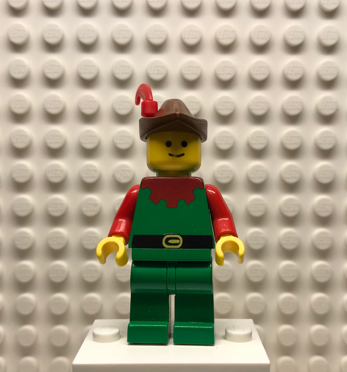 Forestman, Red, Brown Hat, Red Feather, cas139