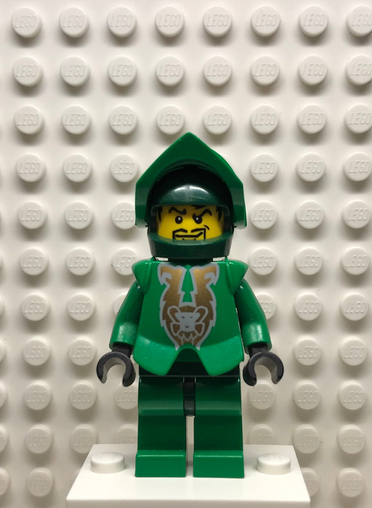 Knights Kingdom II, Rascus with Gold Pattern Armor, Dark Green Hips and Helmet, cas266